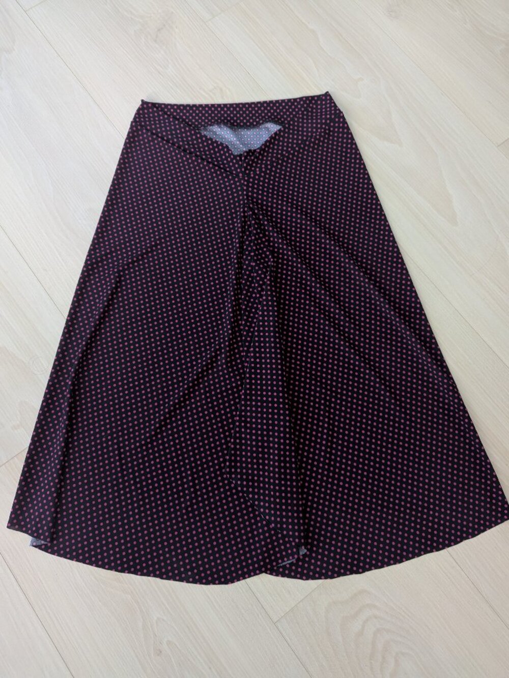 Black/magenta polka dot argentine tango skirt, S